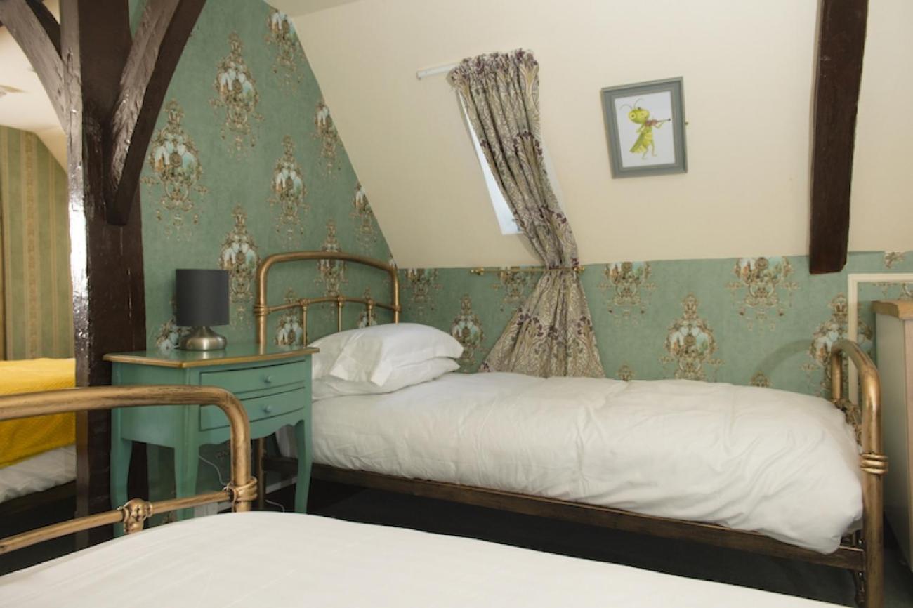 The Sun Hotel Canterbury Szoba fotó